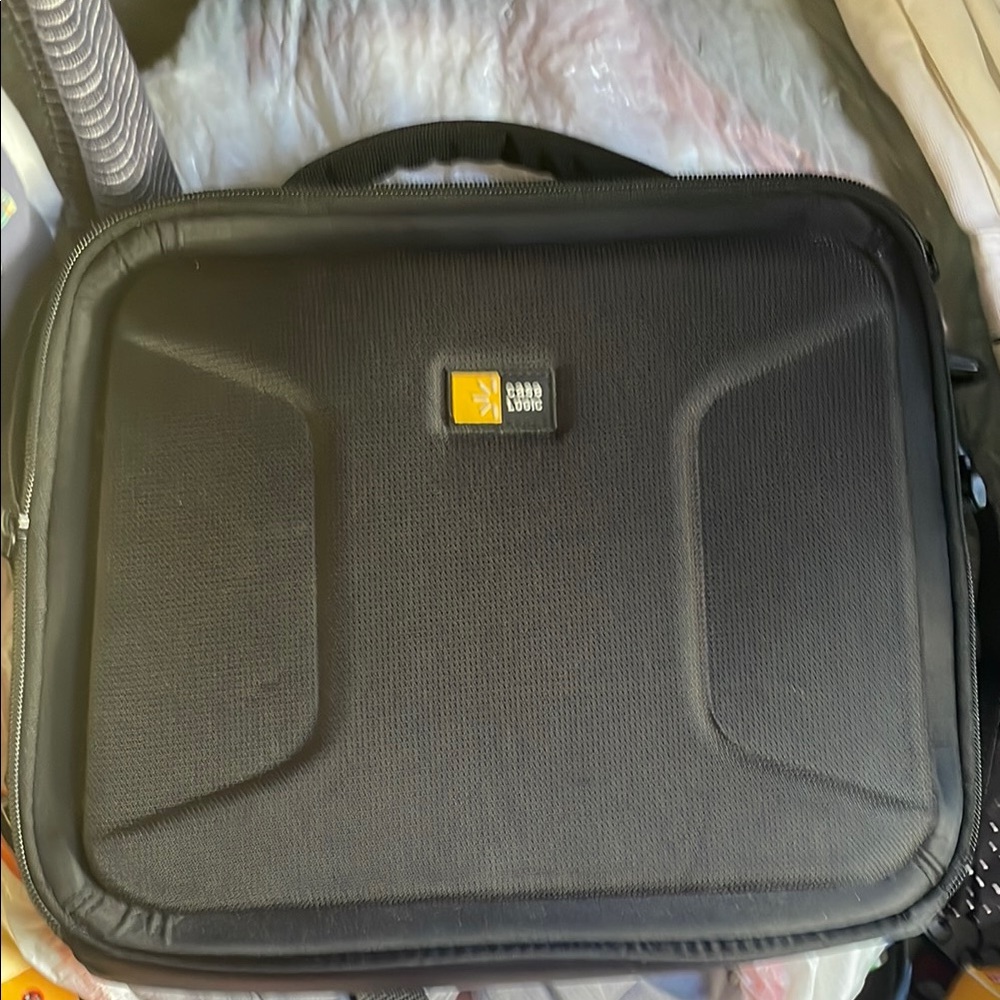 Case Logic Portable in car  DVD Player Case Size 10” X 12”